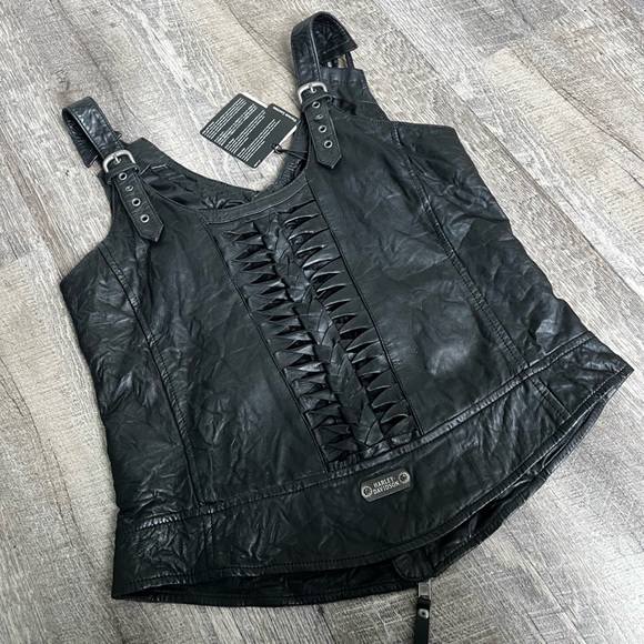 NWT RARE 2016 Harley Davidson
Womens Vintage Leather Vest - Picture 2 of 4